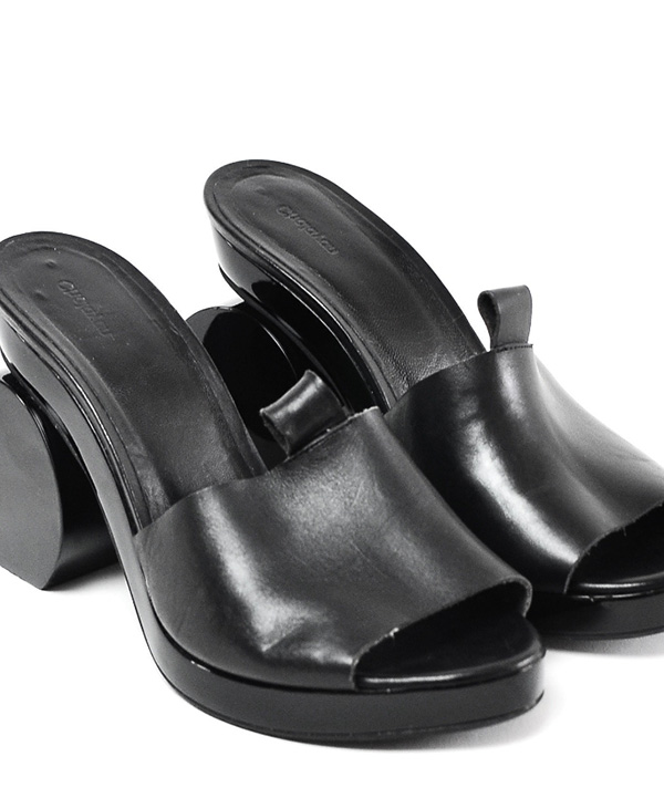 Black Shoes - Imagen 2
